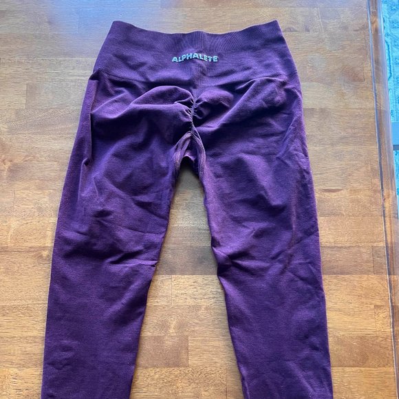 Alphalete Amplify - Black Cherry - Picture 2 of 3